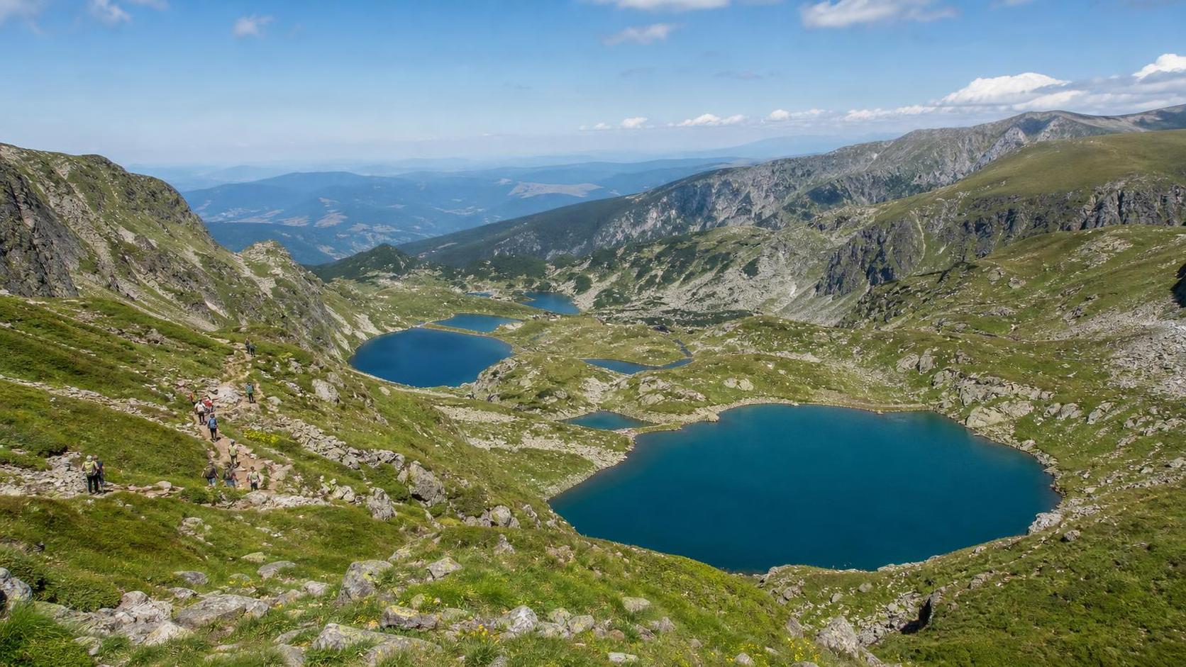 Seven Rila Lakes by Car: Hiking Access, Parking and What to Expect